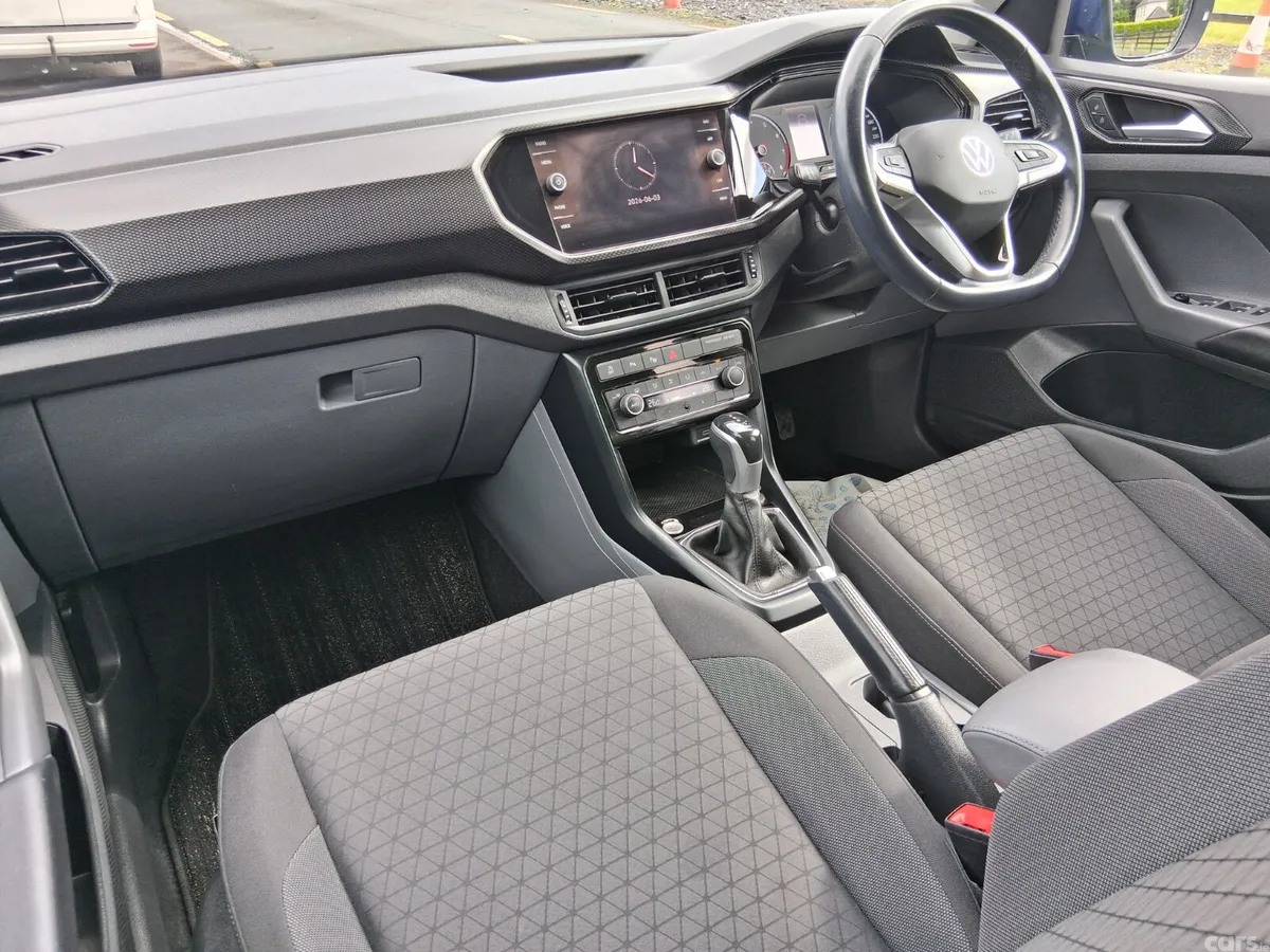 Volkswagen T-Cross Hatchback, Petrol, 2021, Blue