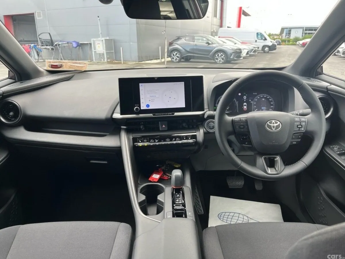 Toyota C-HR SUV, Petrol Hybrid, 2024, Purple