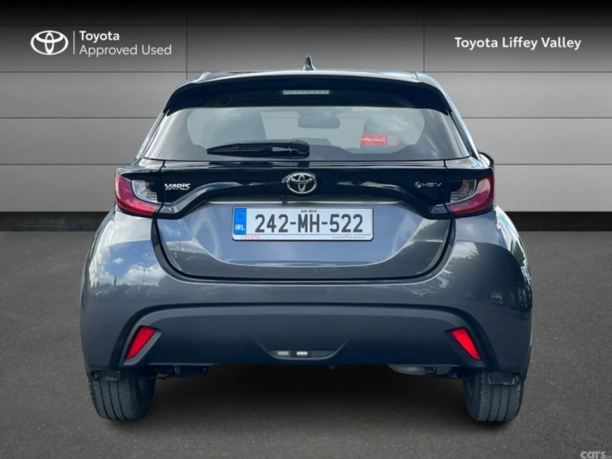 Toyota Yaris Hatchback, Petrol Hybrid, 2024, Grey