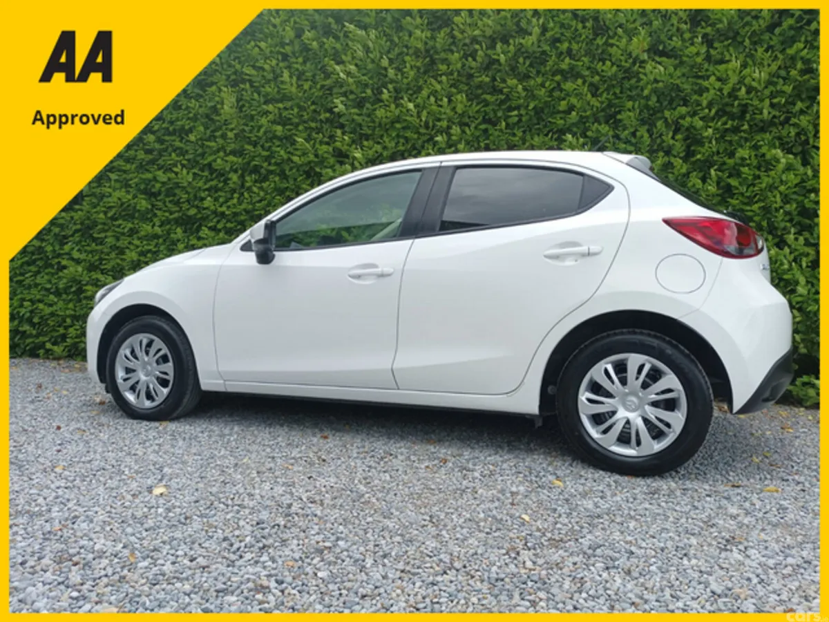 Mazda Mazda2 Hatchback, Petrol, 2016, White