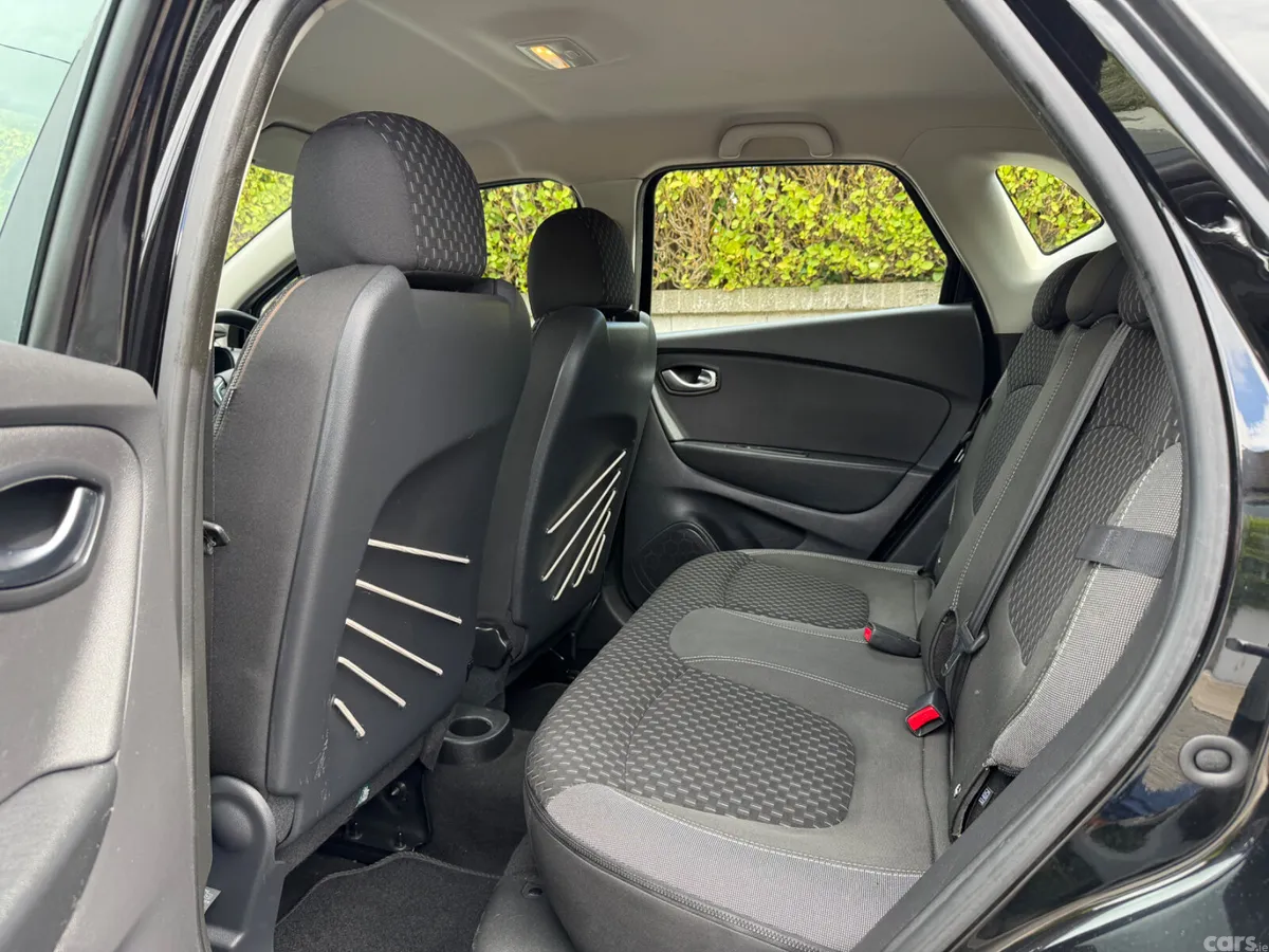 Renault Captur Hatchback, Petrol, 2018, Black