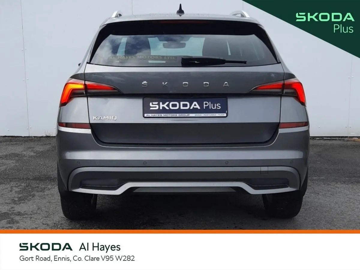 Skoda Kamiq Hatchback, Petrol, 2023, Grey