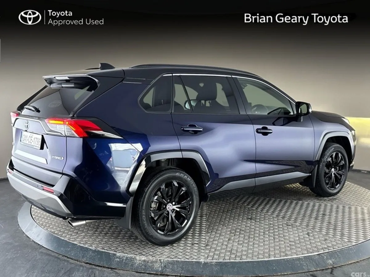 Toyota RAV4 SUV, Petrol Hybrid, 2024, Blue