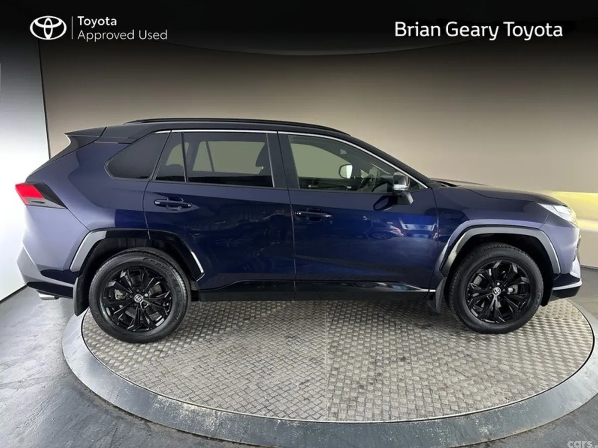 Toyota RAV4 SUV, Petrol Hybrid, 2024, Blue