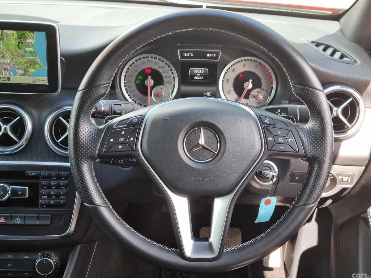 Mercedes-Benz A-Class Hatchback, Petrol, 2015, Red