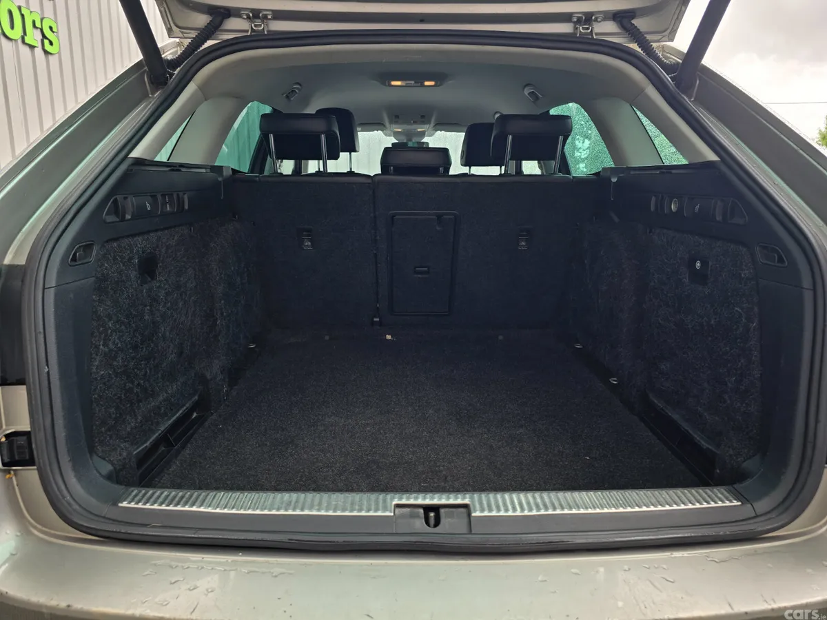Skoda Superb Estate, Diesel, 2018, Grey