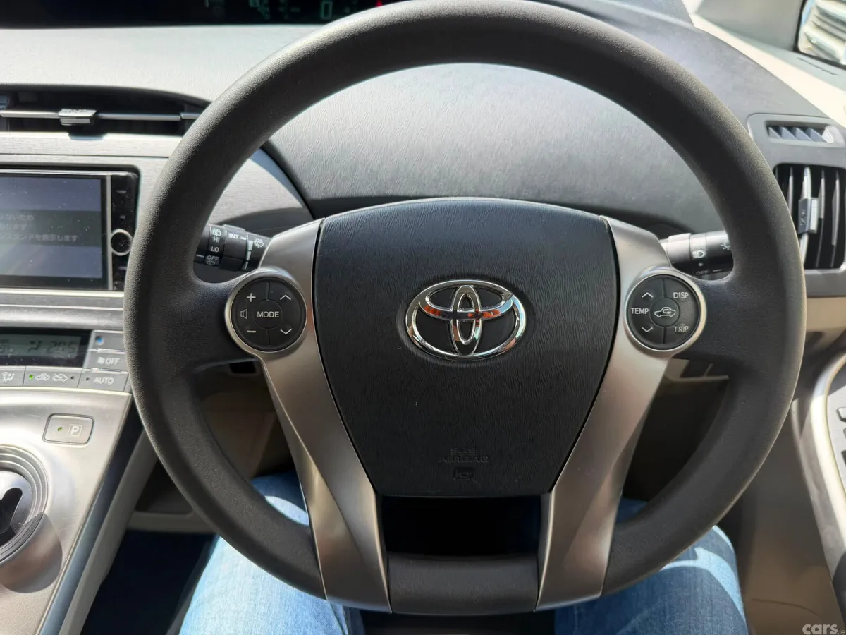 Toyota Prius Hatchback, Petrol Hybrid, 2014, White