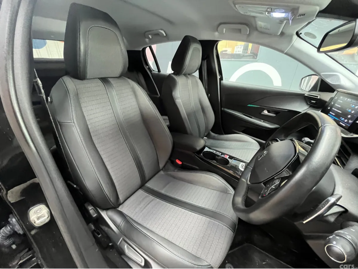 Peugeot 208 Hatchback, Petrol, 2021, Black