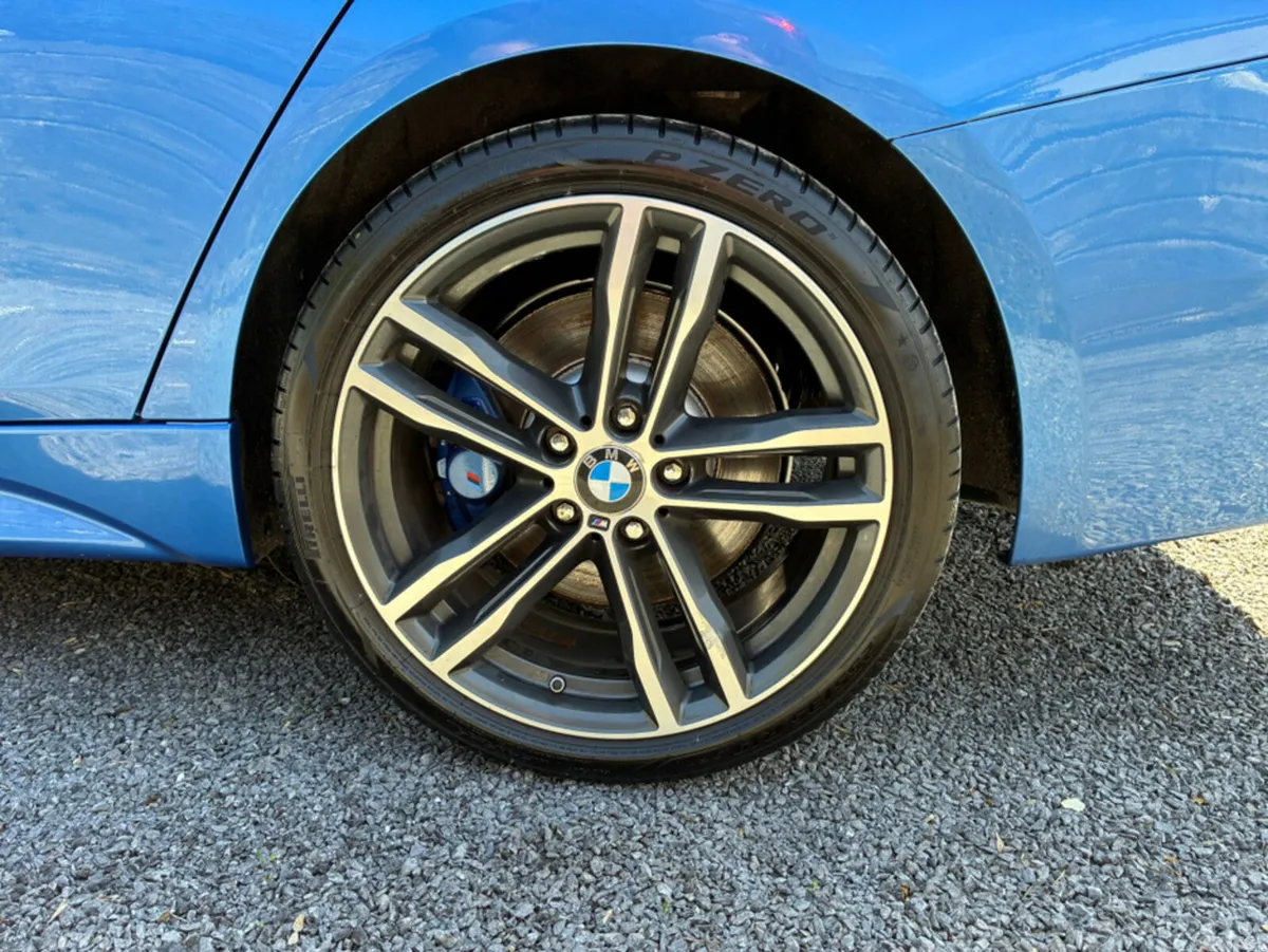 BMW 3-Series Estate, Diesel, 2018, Blue