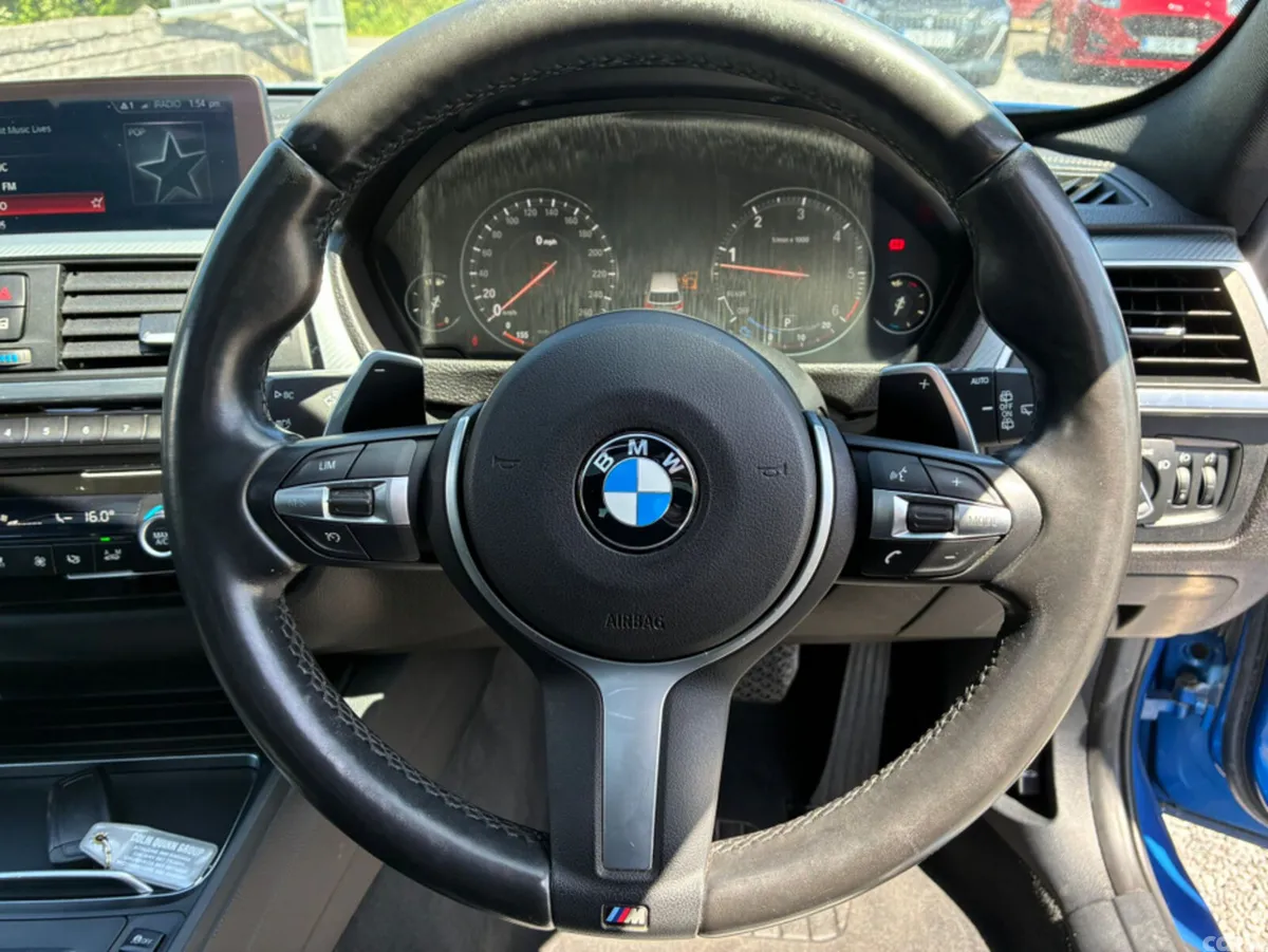 BMW 3-Series Estate, Diesel, 2018, Blue