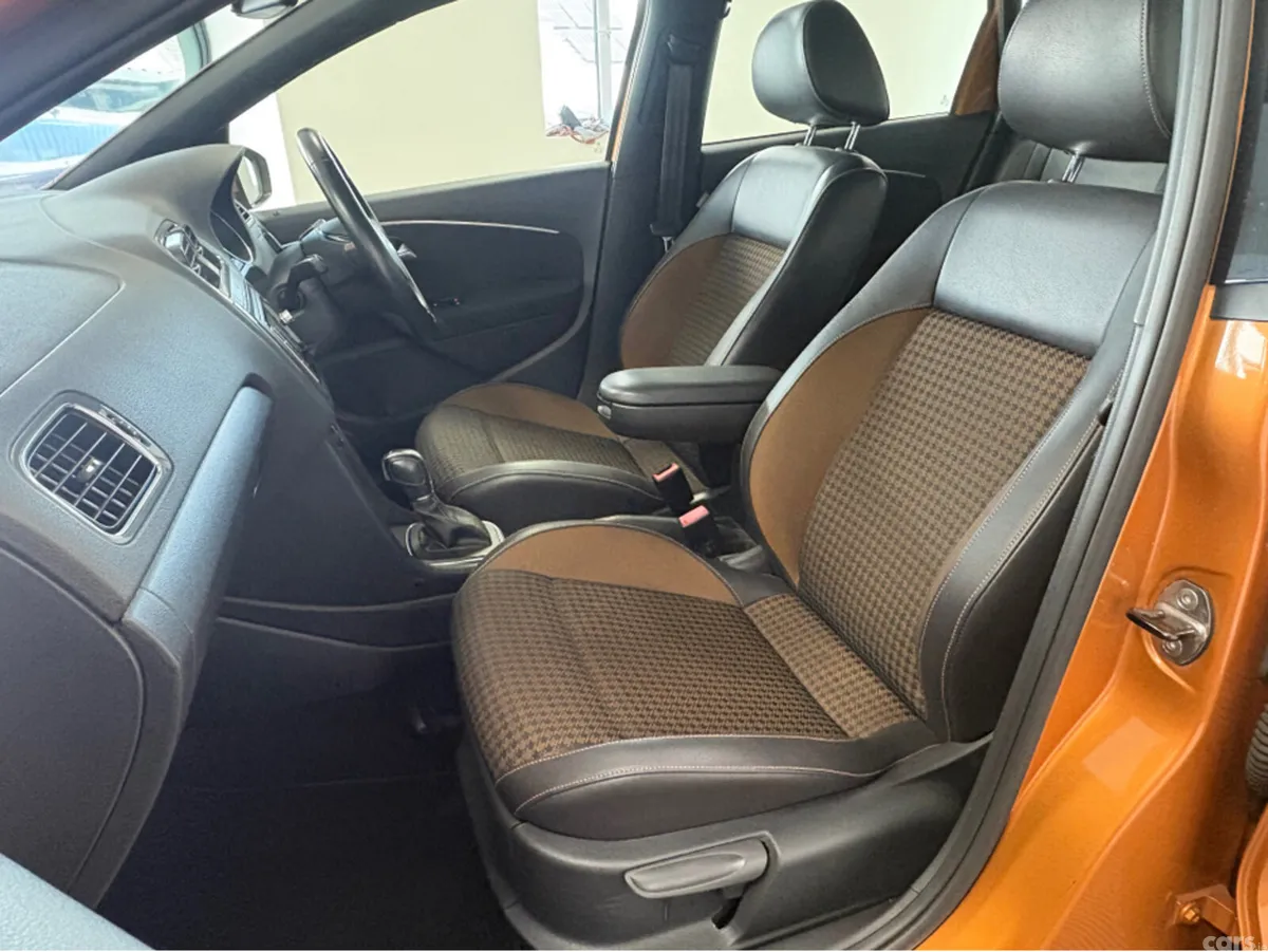 Volkswagen Polo Hatchback, Petrol, 2017, Orange
