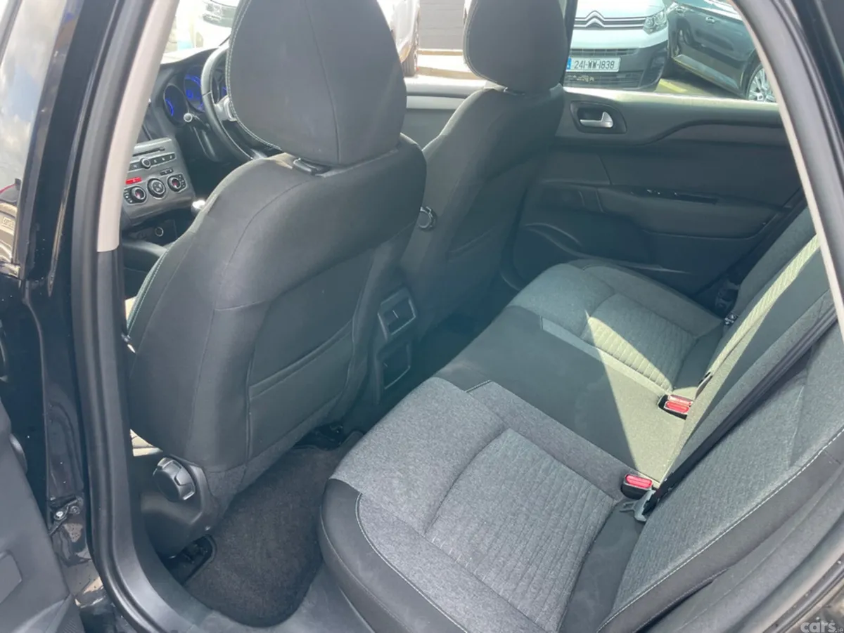 Citroen C4 Hatchback, Petrol, 2017, Black