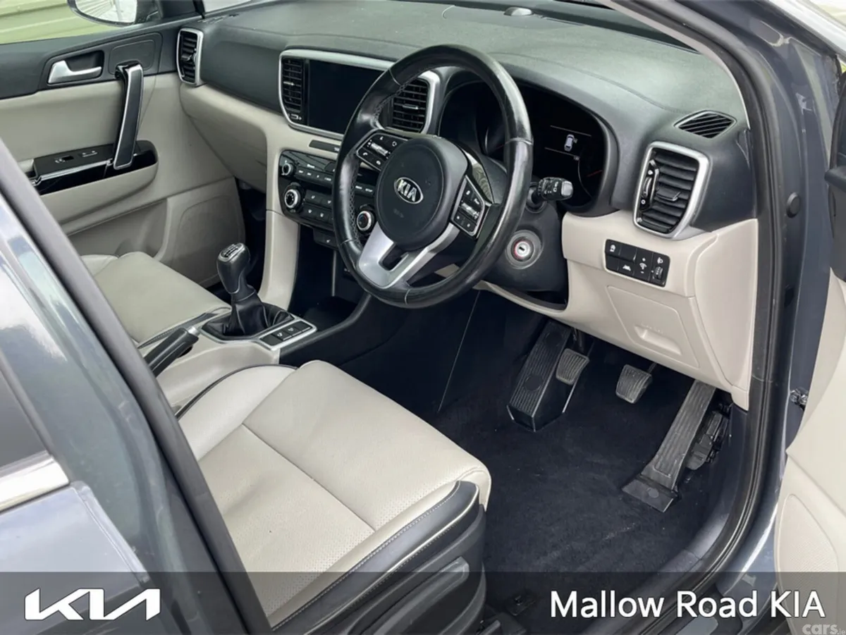 Kia Sportage MPV, Diesel Hybrid, 2021, Grey