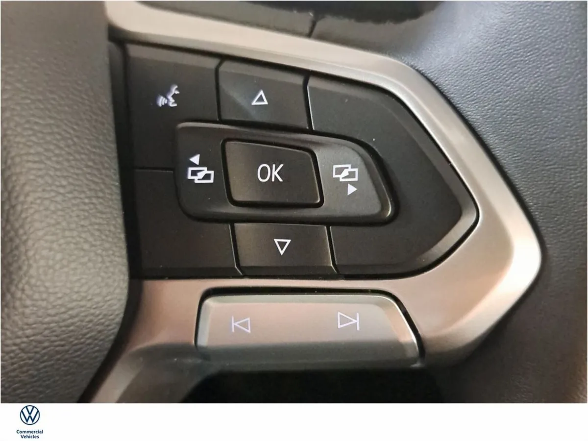 Volkswagen Caravelle MPV, Electric, 2026, Grey