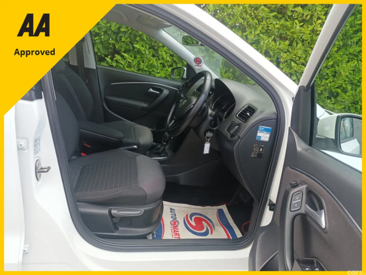 Volkswagen Polo Hatchback, Petrol, 2016, White
