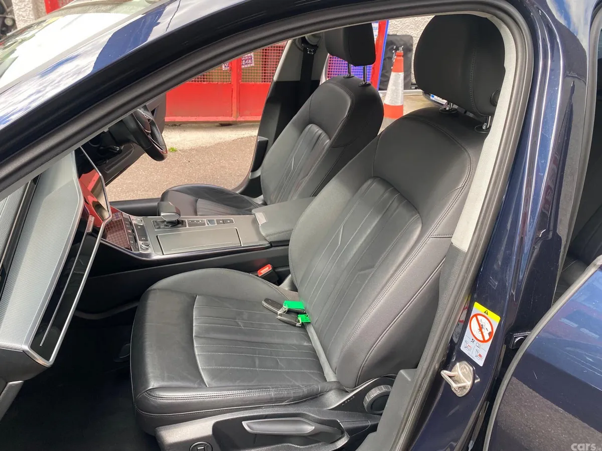 Audi A6 Saloon, Diesel, 2019, Blue