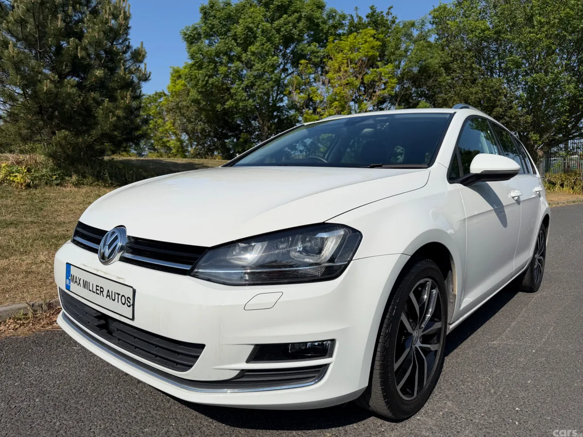 Volkswagen Golf Estate, Petrol, 2017, White