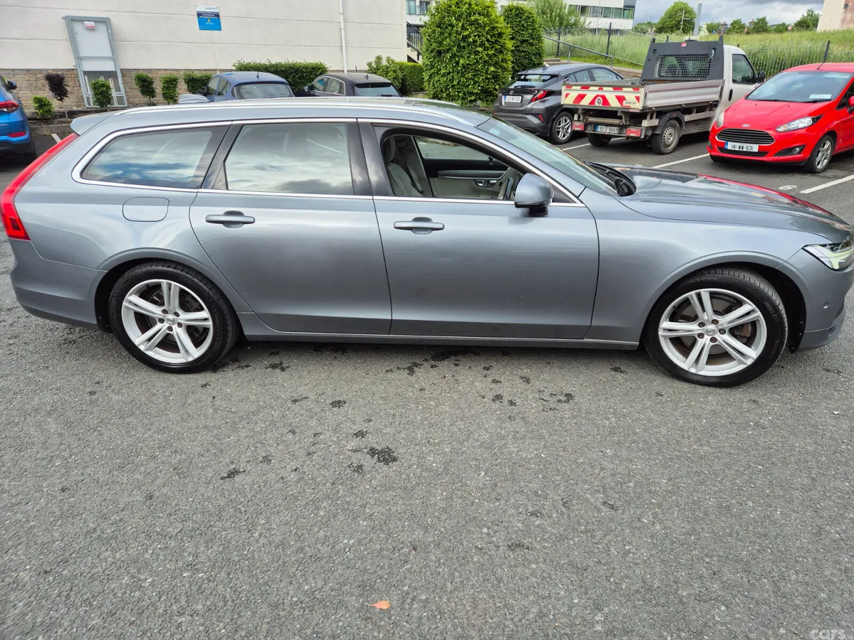 Volvo V90 Estate, Diesel, 2017, Grey