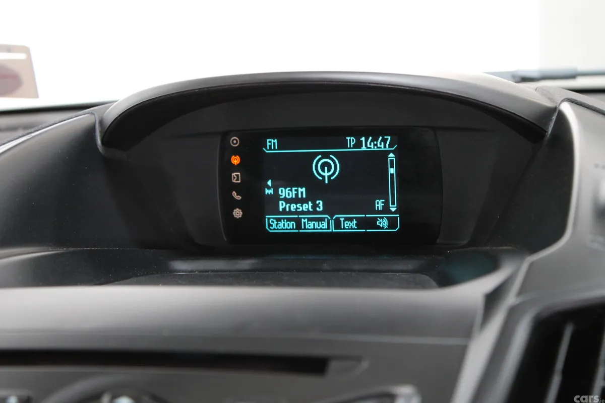 Ford Kuga SUV, Diesel, 2015, Red