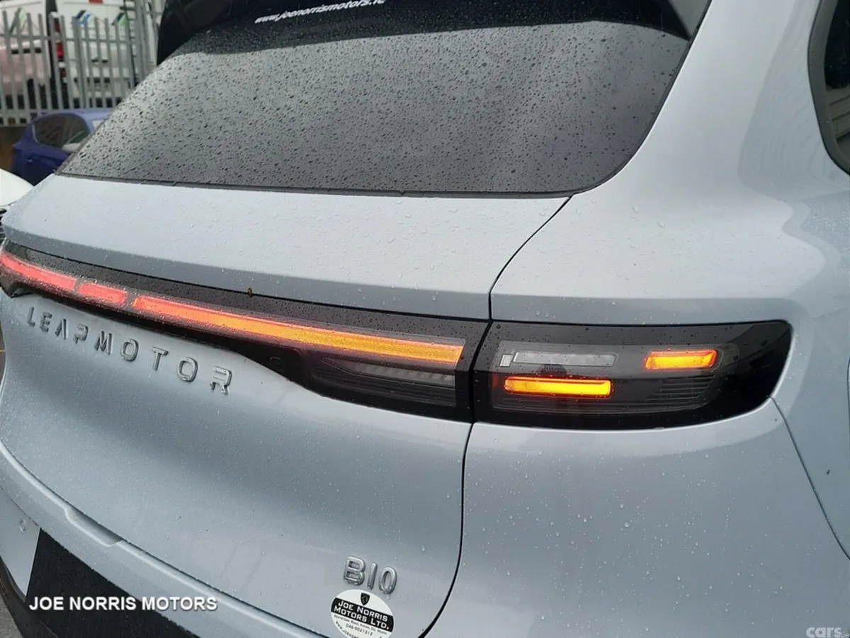 Leapmotor B10 SUV, Electric, 2026, Grey