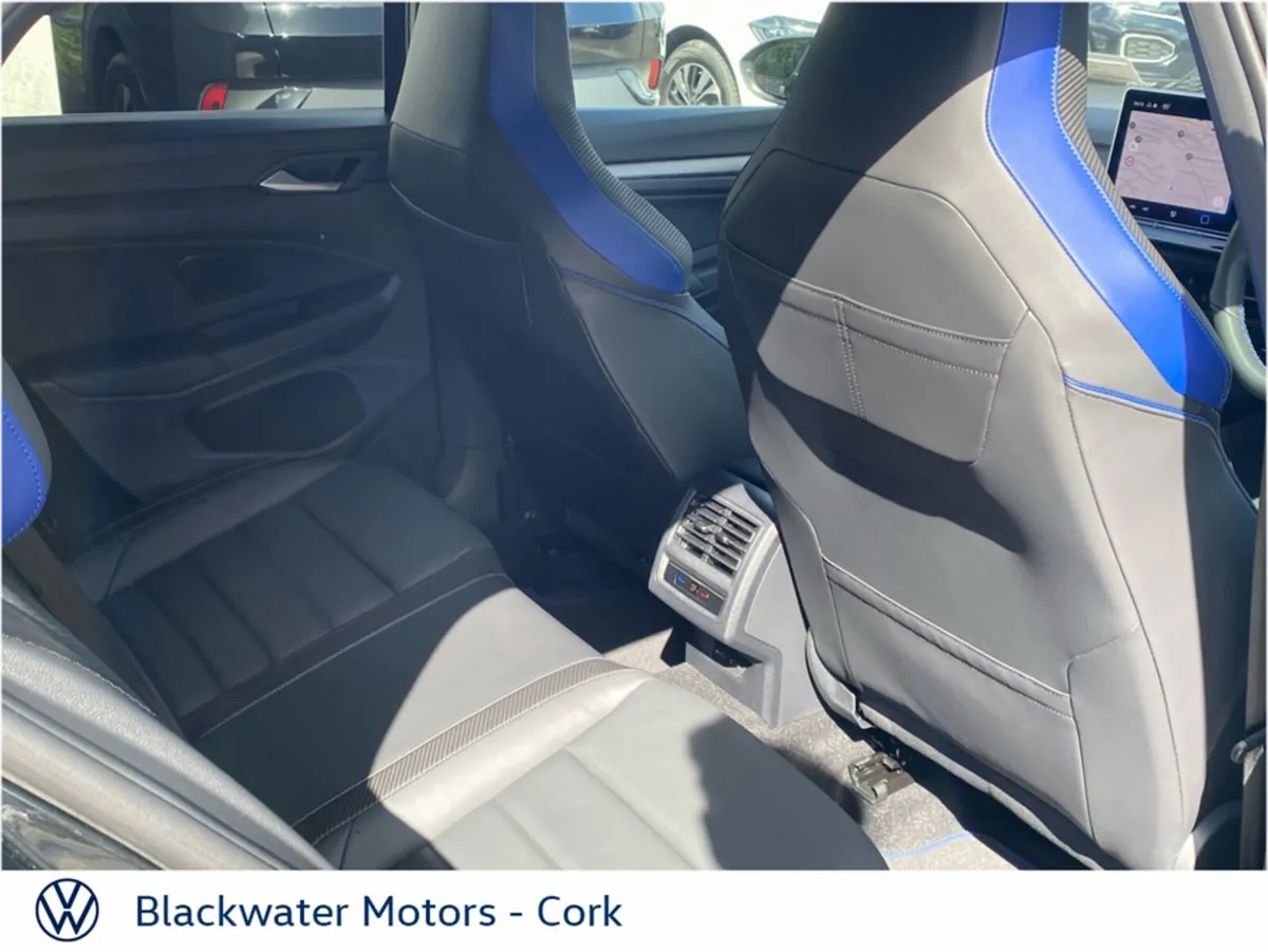Volkswagen Golf Hatchback, Petrol, 2027, Blue