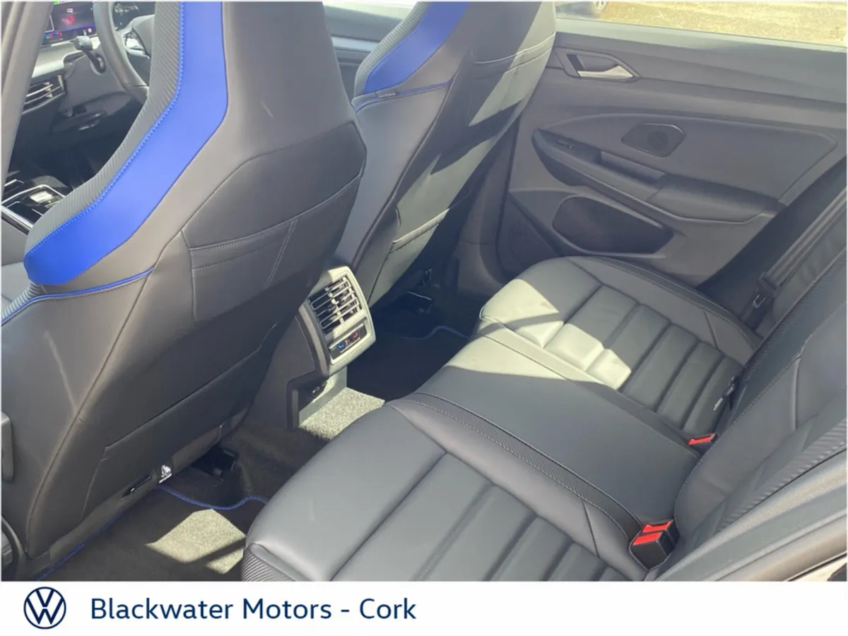 Volkswagen Golf Hatchback, Petrol, 2027, Blue