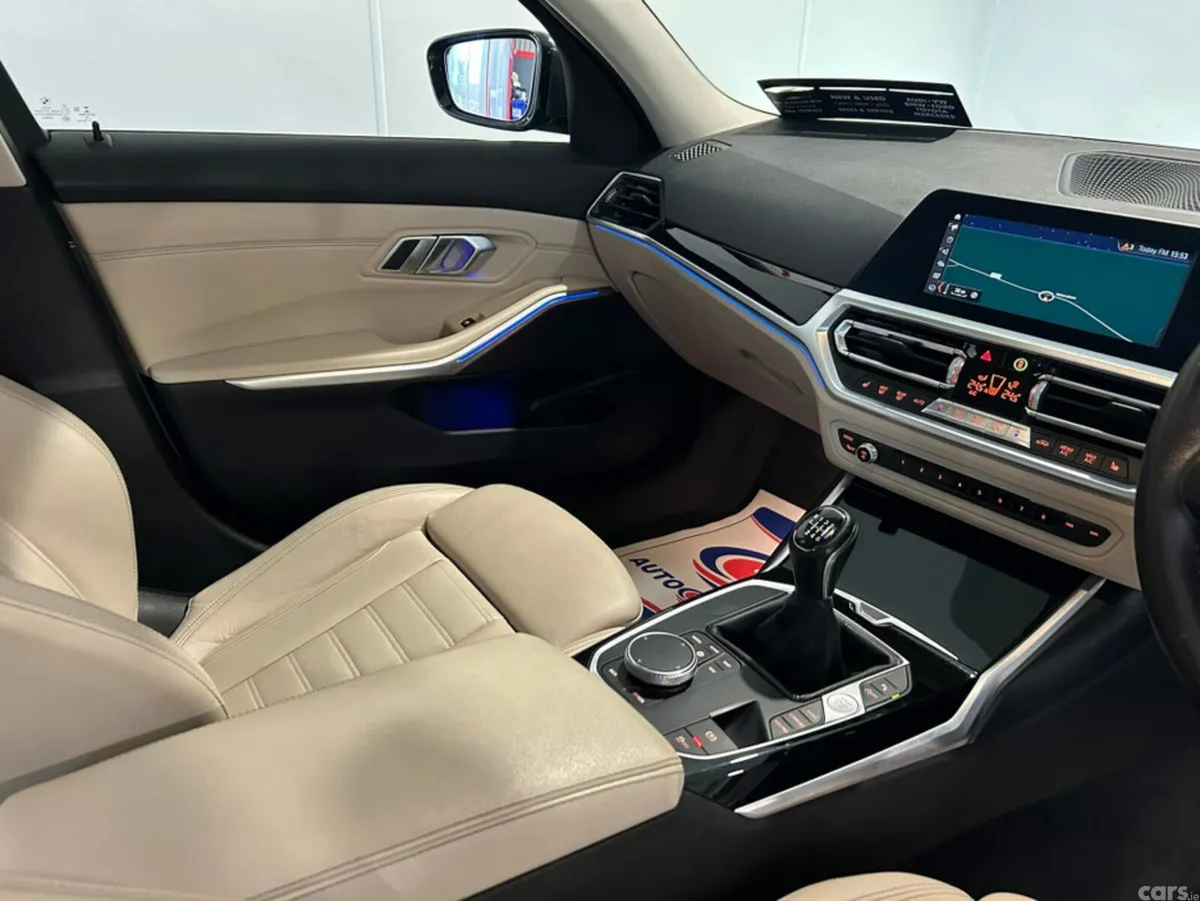 BMW 3-Series Saloon, Diesel, 2019, Grey