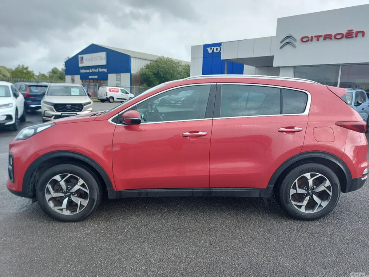 Kia Sportage MPV, Diesel, 2019, Red