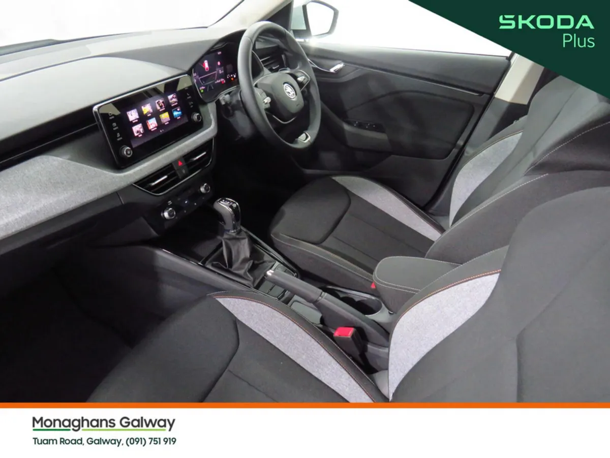 Skoda Kamiq Hatchback, Petrol, 2024, White