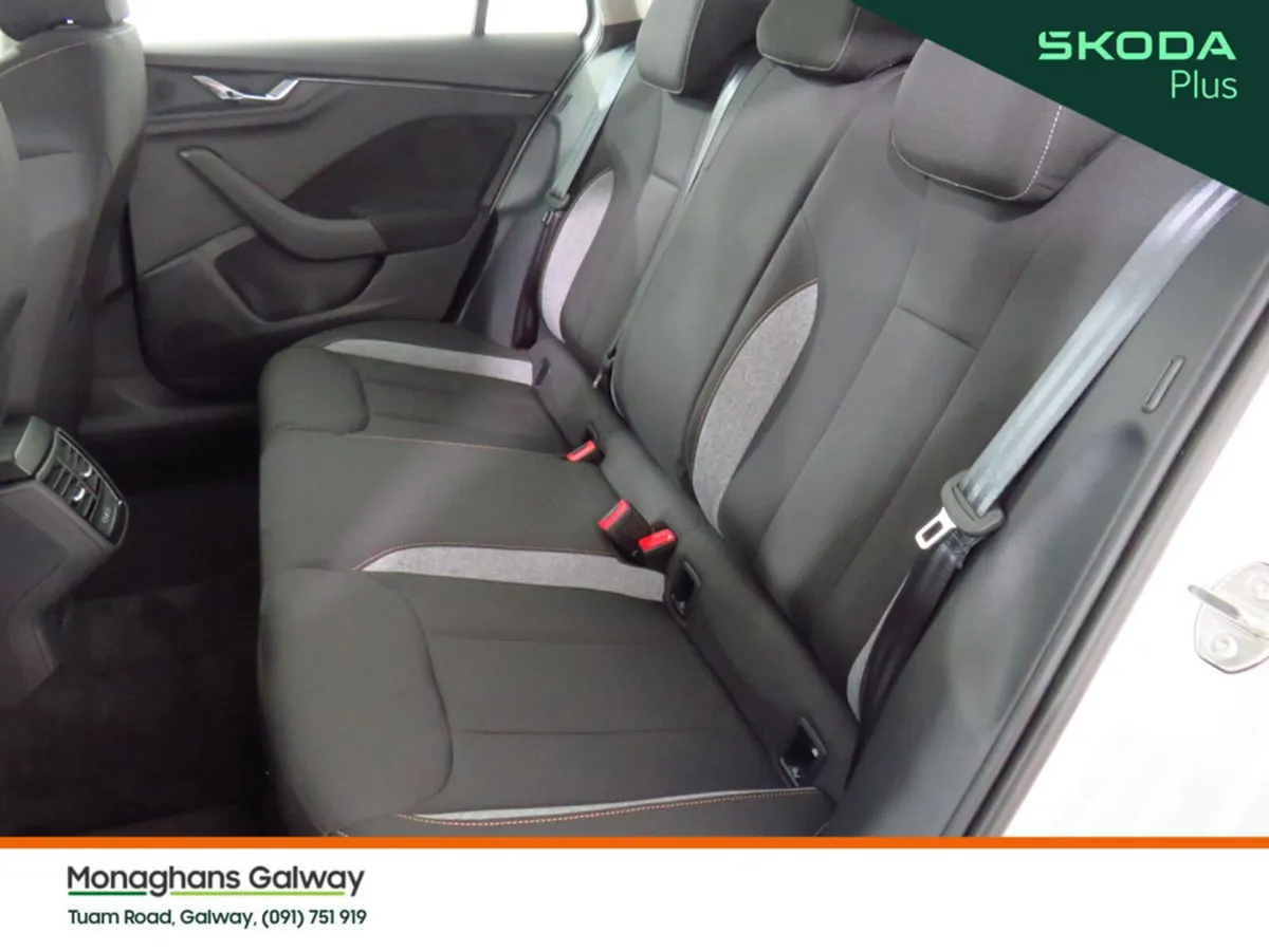 Skoda Kamiq Hatchback, Petrol, 2024, White