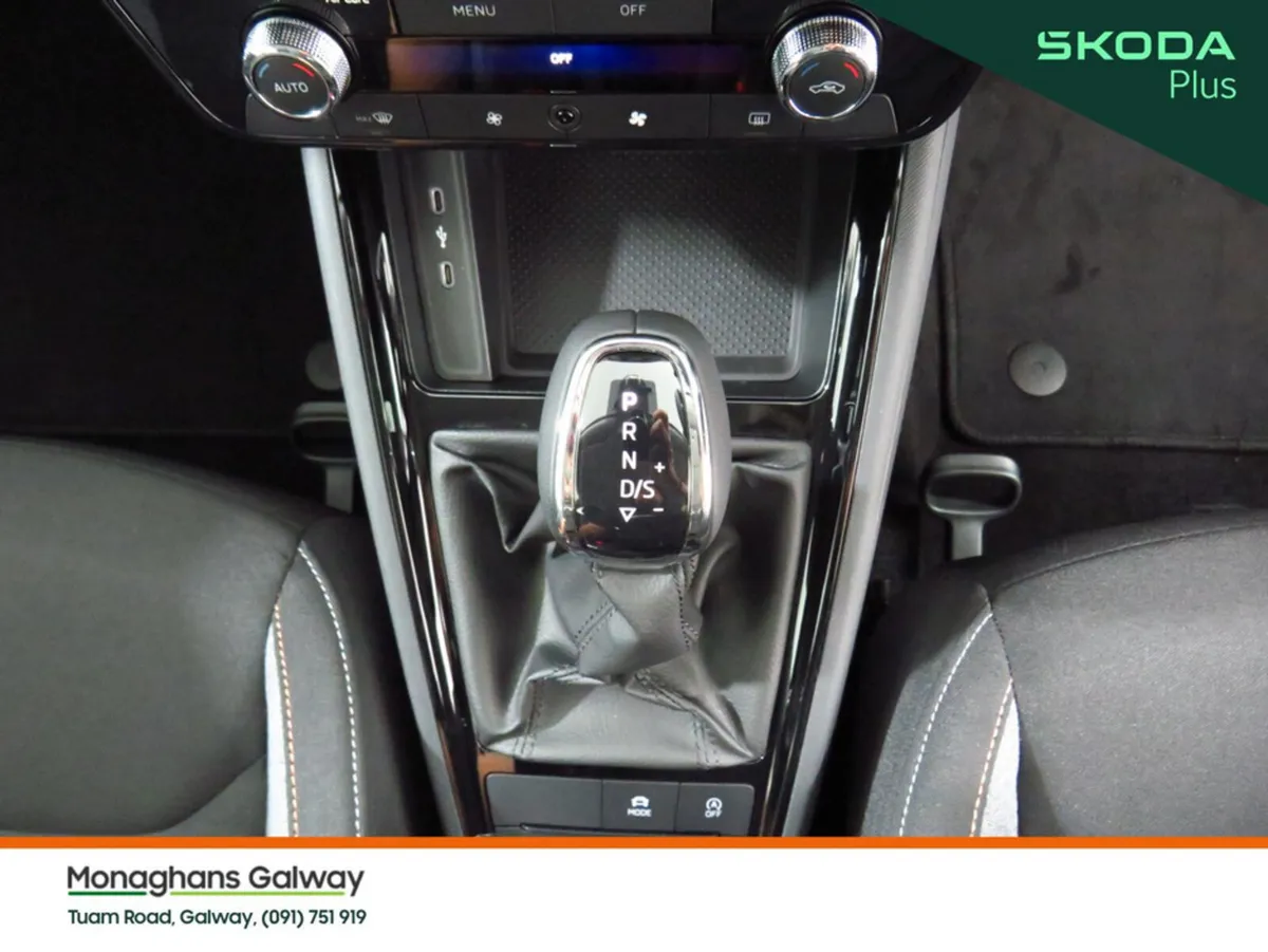 Skoda Kamiq Hatchback, Petrol, 2024, White