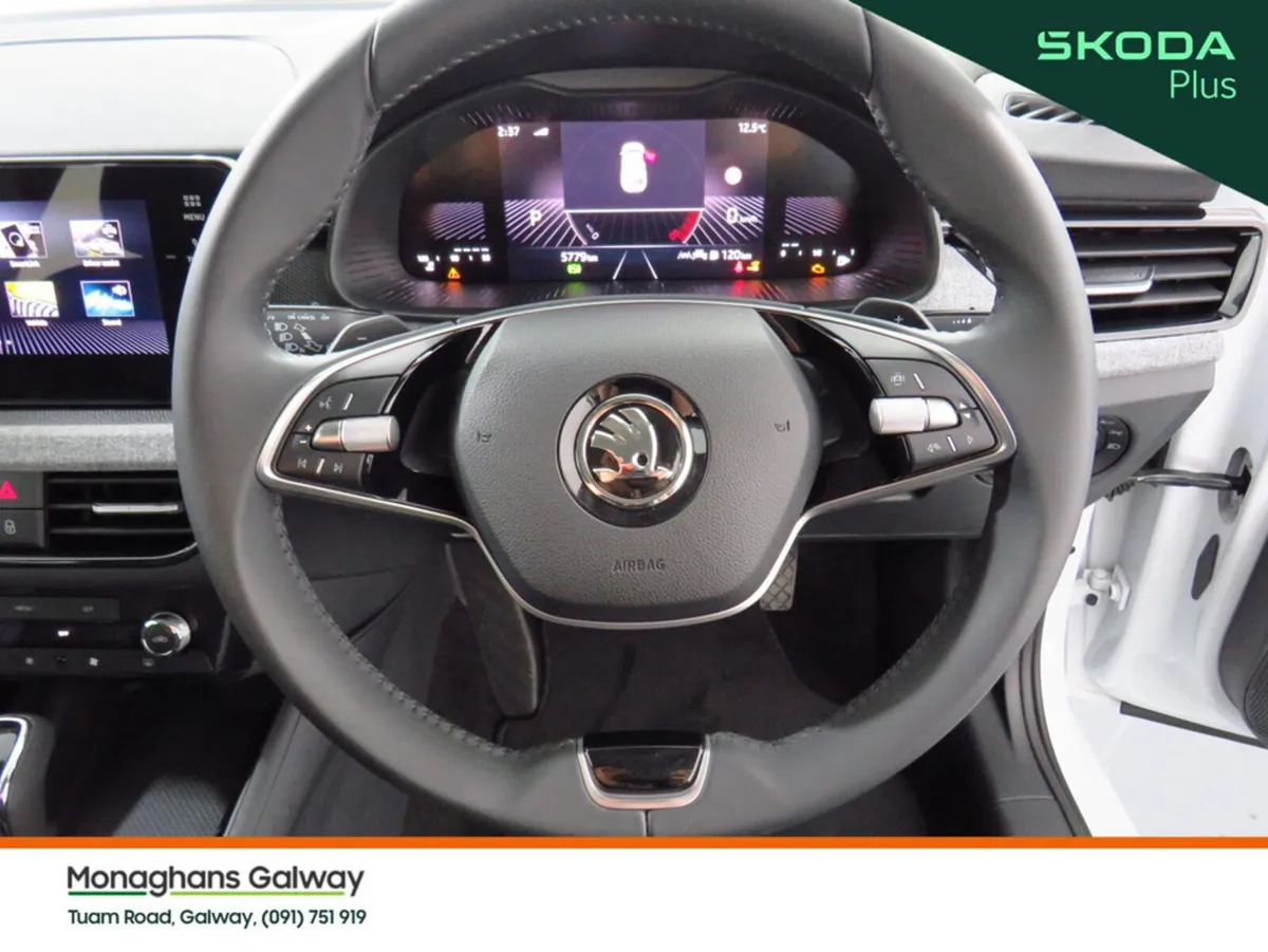 Skoda Kamiq Hatchback, Petrol, 2024, White