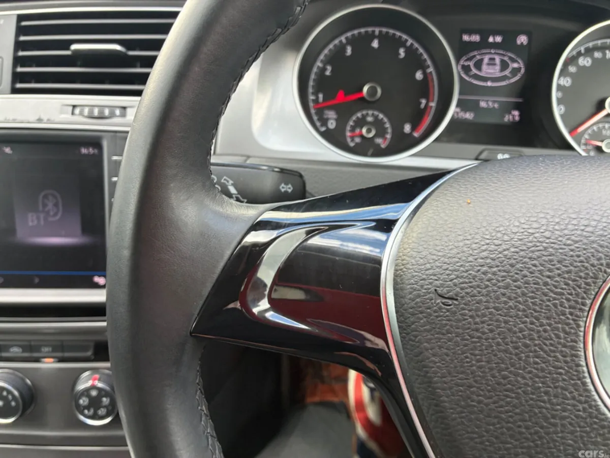 Volkswagen Golf Hatchback, Petrol, 2016, White