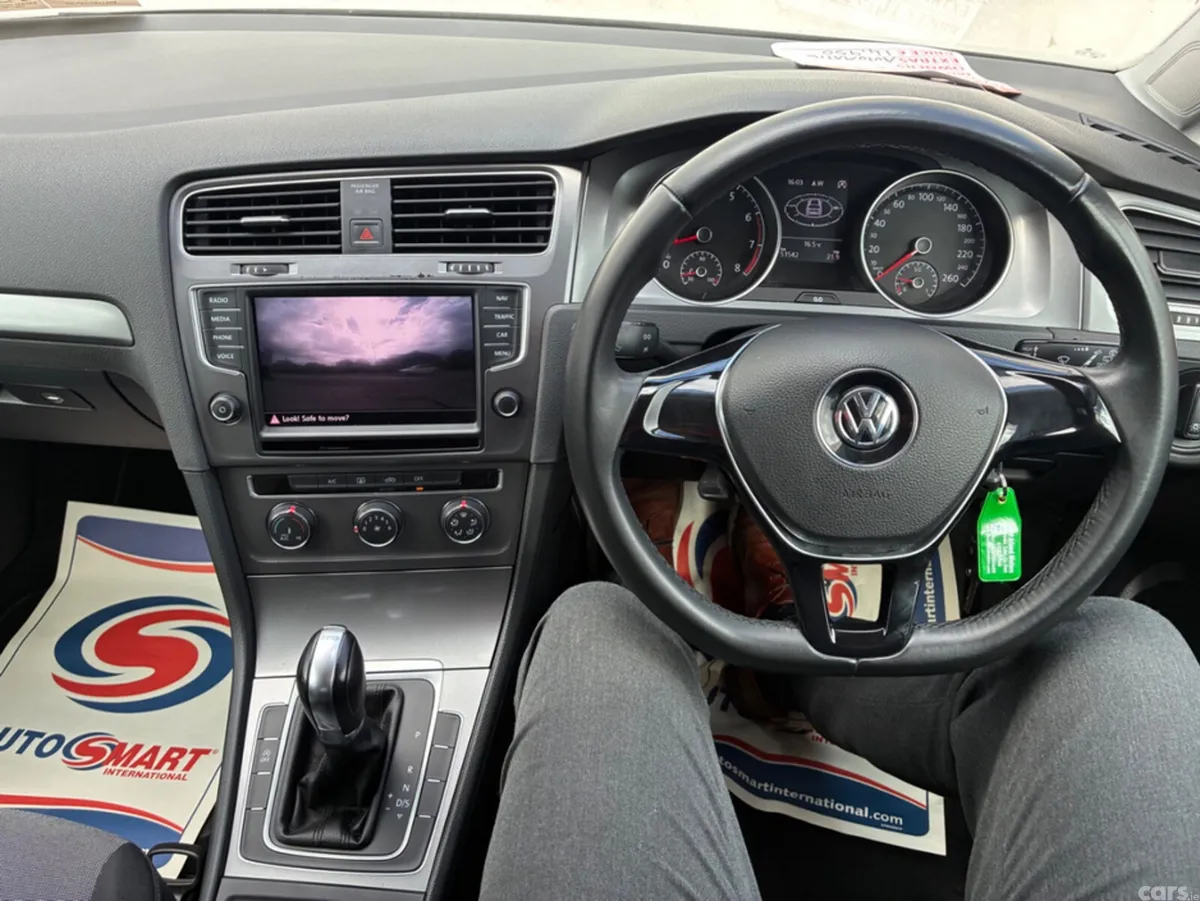 Volkswagen Golf Hatchback, Petrol, 2016, White