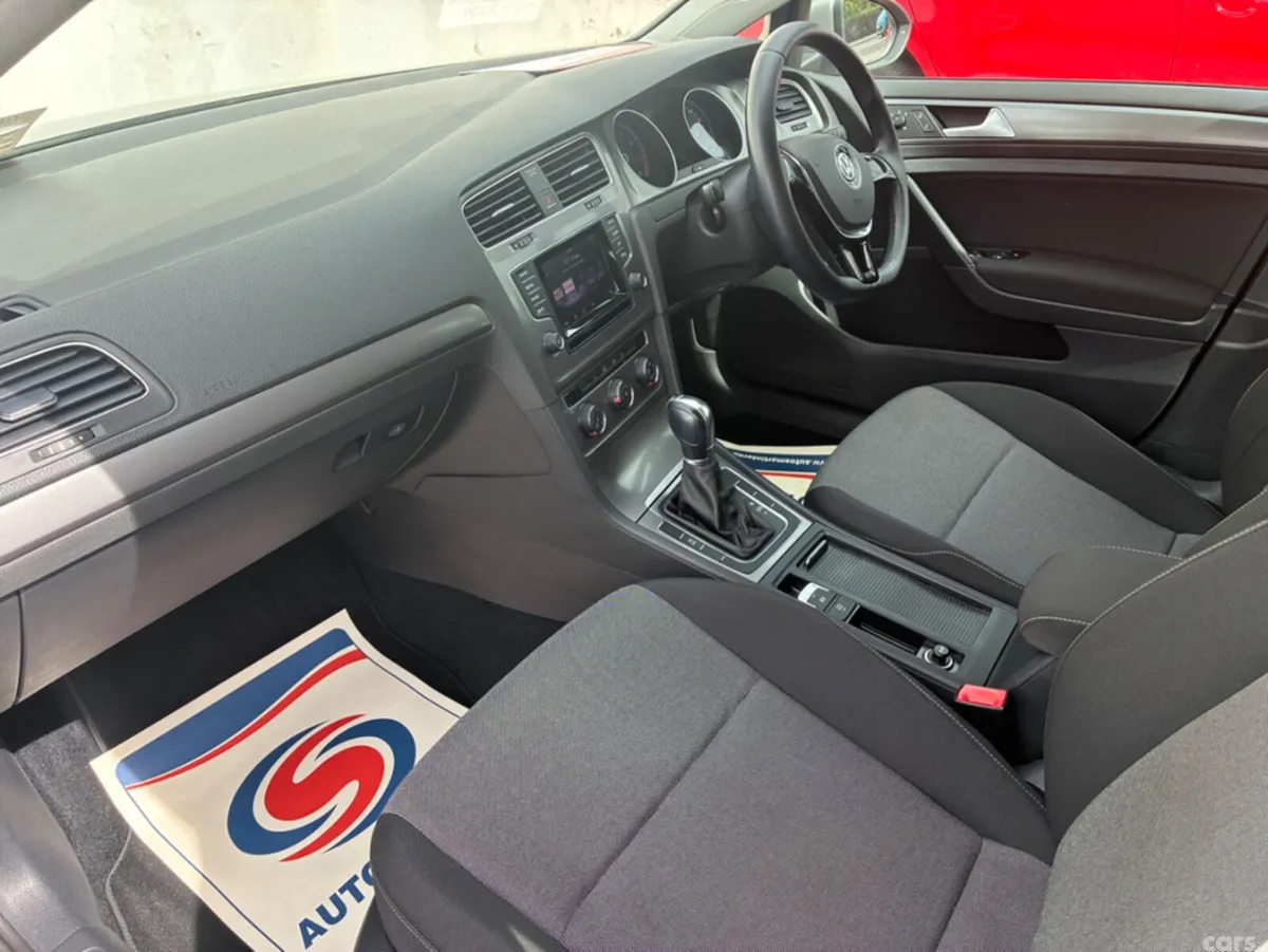 Volkswagen Golf Hatchback, Petrol, 2014, Silver