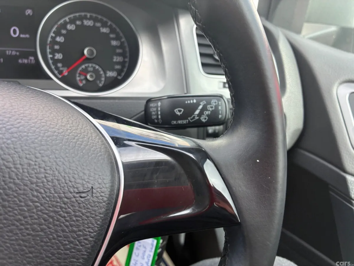 Volkswagen Golf Hatchback, Petrol, 2014, Silver