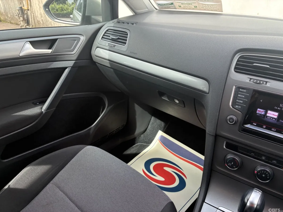 Volkswagen Golf Hatchback, Petrol, 2014, Silver