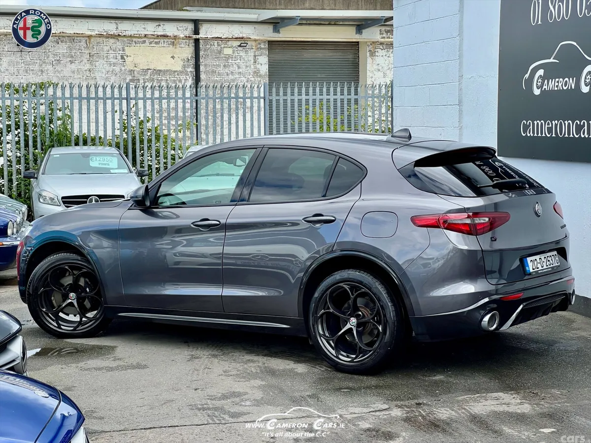 Alfa Romeo Stelvio SUV, Petrol, 2021, Grey