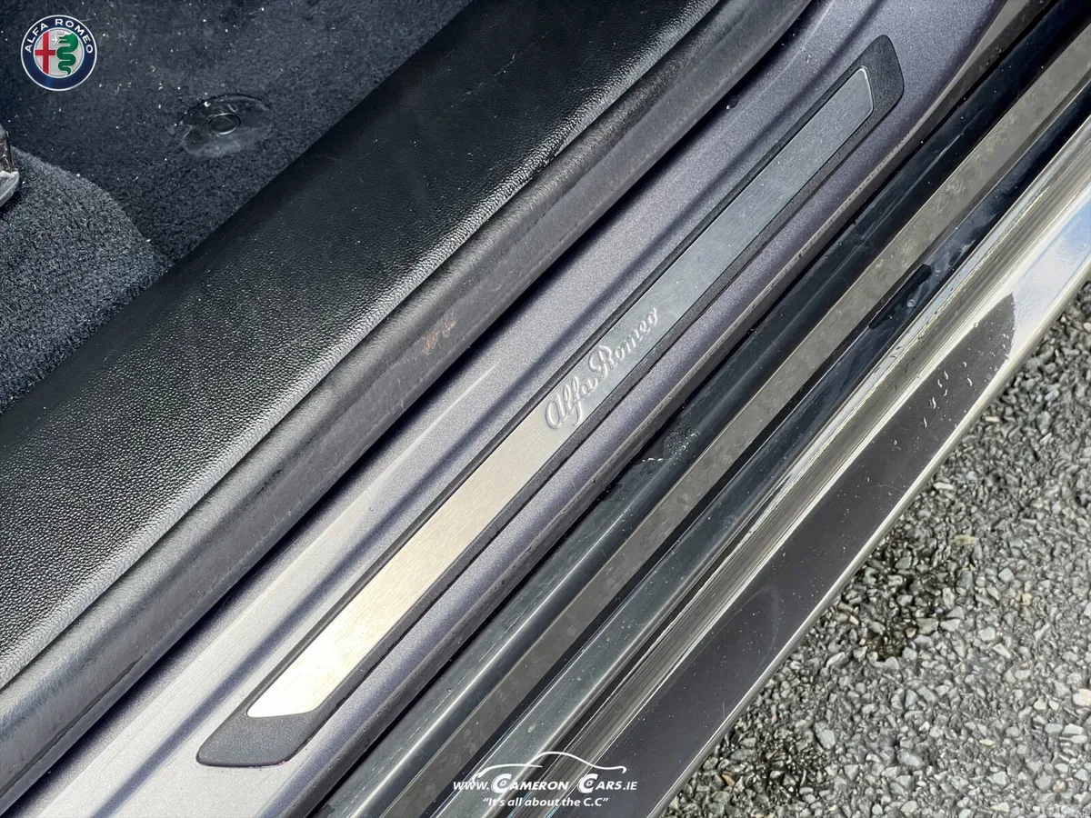 Alfa Romeo Stelvio SUV, Petrol, 2021, Grey