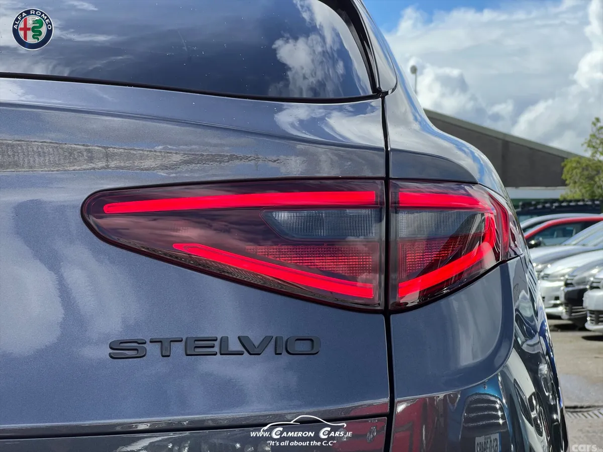 Alfa Romeo Stelvio SUV, Petrol, 2021, Grey