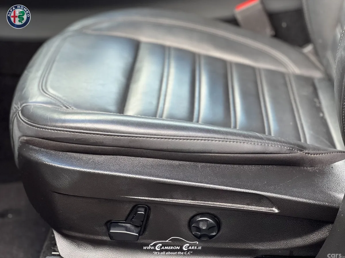 Alfa Romeo Stelvio SUV, Petrol, 2021, Grey