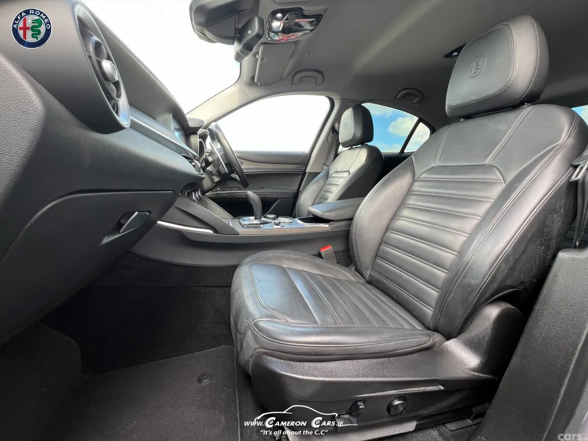 Alfa Romeo Stelvio SUV, Petrol, 2021, Grey