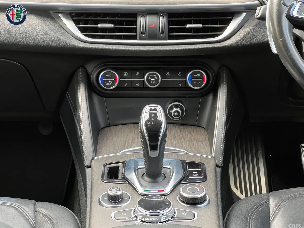 Alfa Romeo Stelvio SUV, Petrol, 2021, Grey