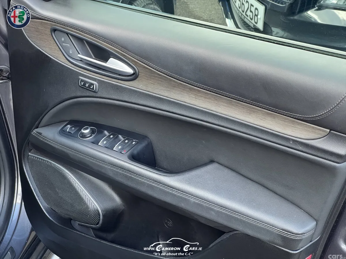 Alfa Romeo Stelvio SUV, Petrol, 2021, Grey