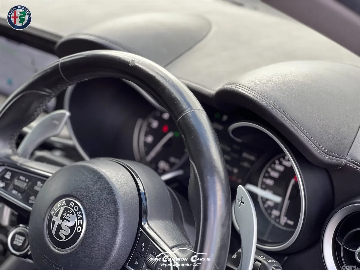 Alfa Romeo Stelvio SUV, Petrol, 2021, Grey