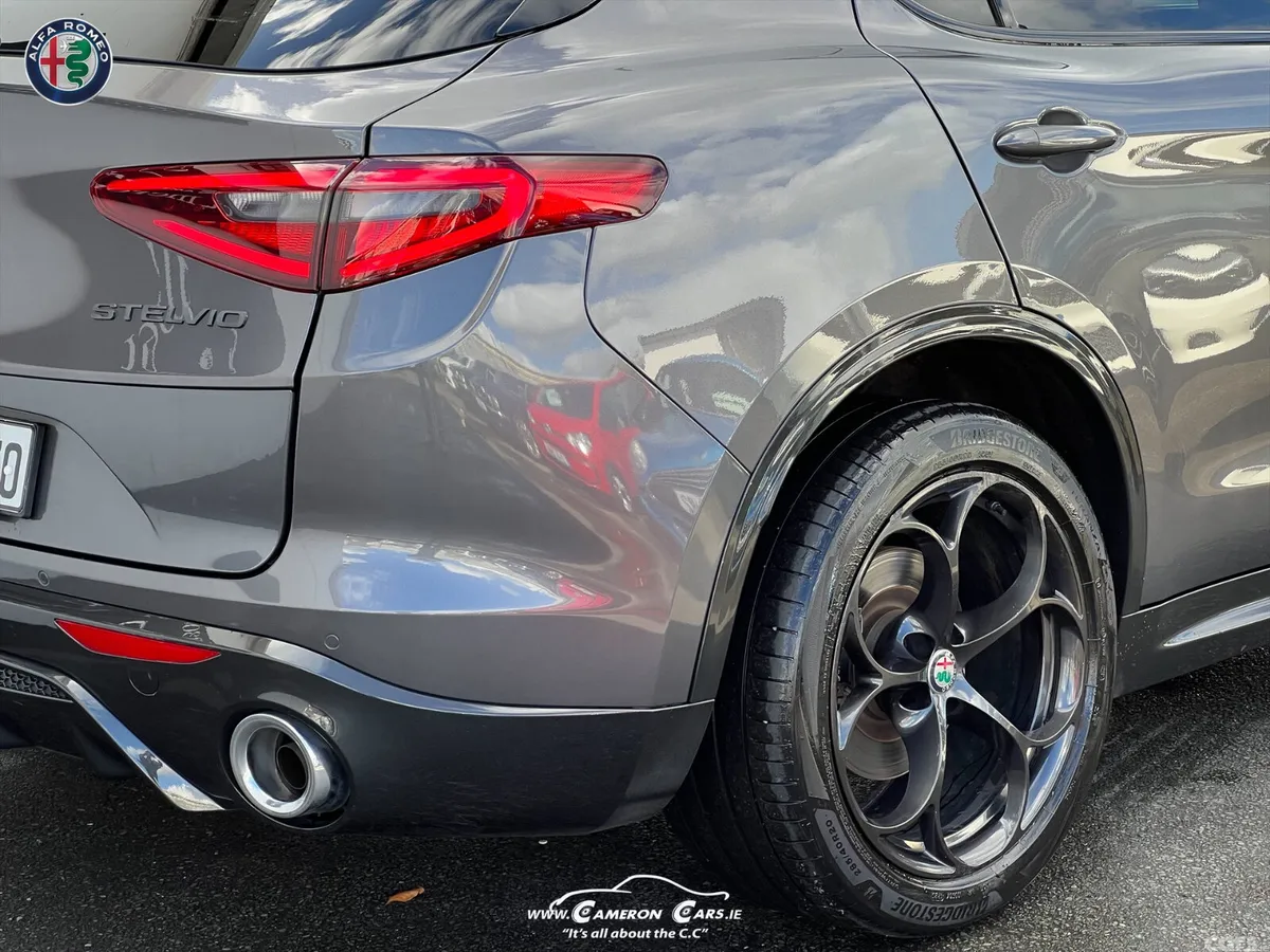 Alfa Romeo Stelvio SUV, Petrol, 2021, Grey