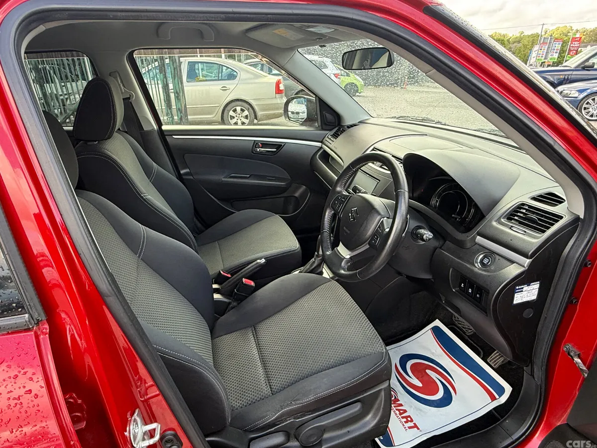 Suzuki Swift Hatchback, Petrol, 2015, Red