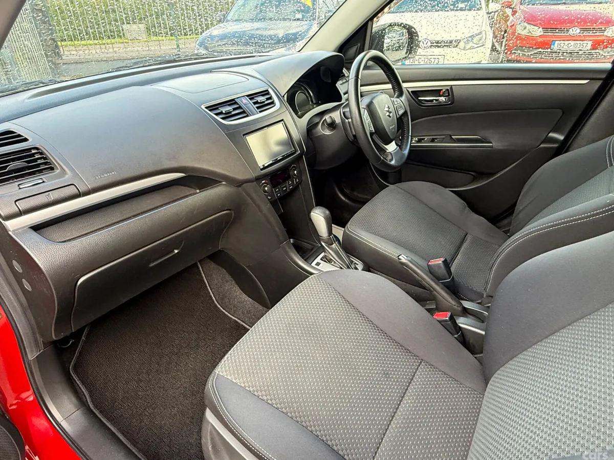 Suzuki Swift Hatchback, Petrol, 2015, Red