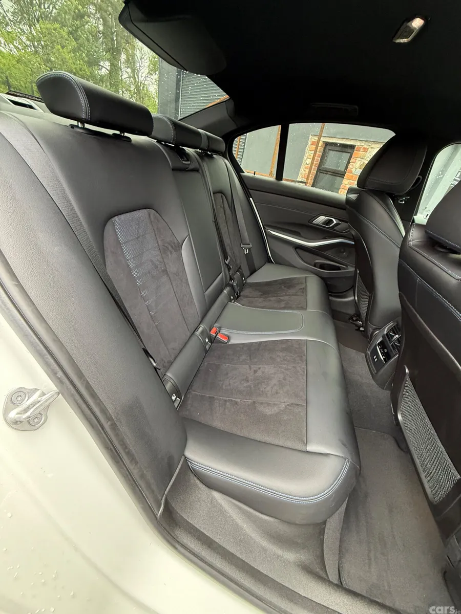 BMW 3-Series Saloon, Diesel, 2022, White