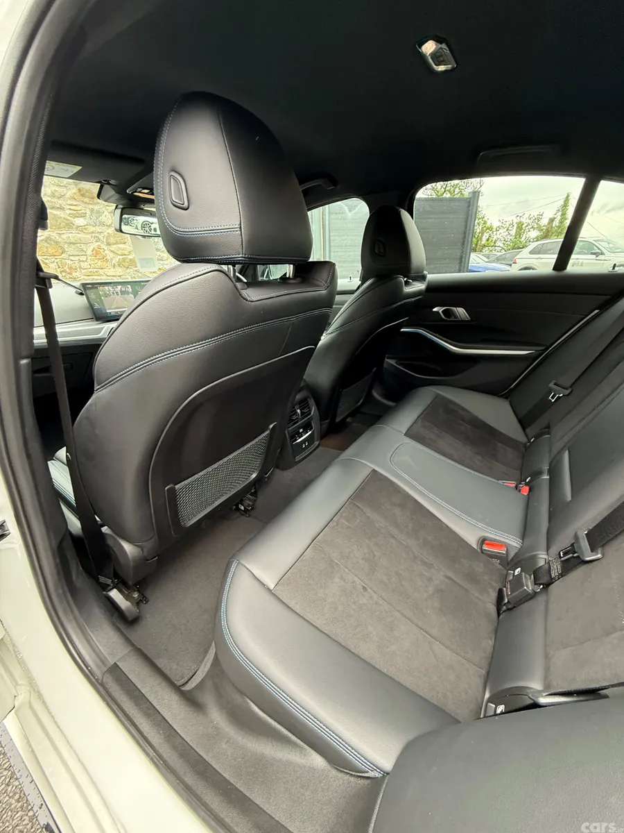 BMW 3-Series Saloon, Diesel, 2022, White